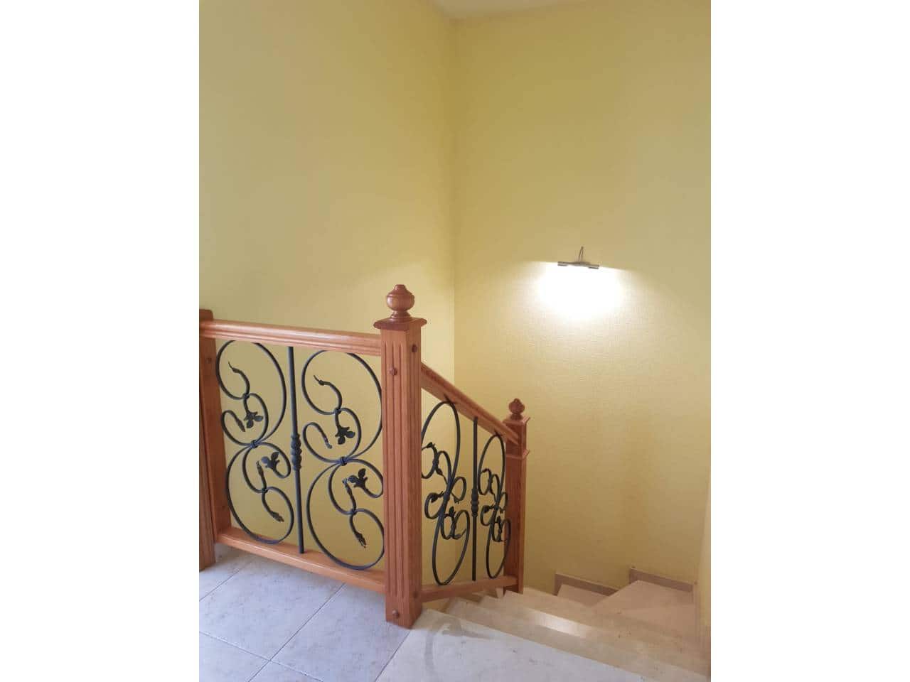 3 soverom Hus til salgs i El Campello med garasje - € 430 000 (Ref: 6949519)
