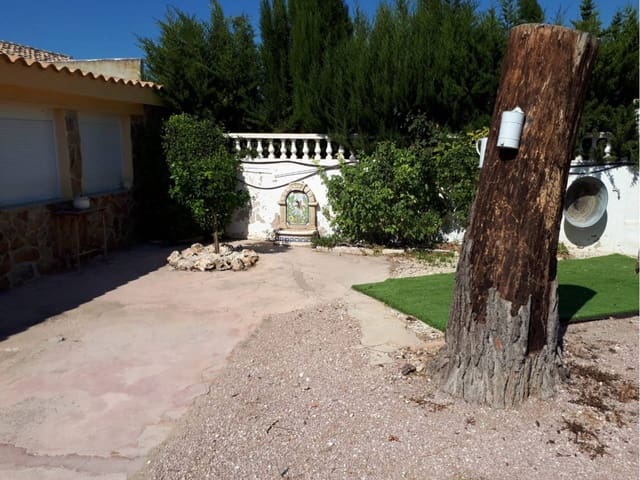 11 bedroom Villa for sale in Las Virtudes, Villena with pool garage - € 620,000 (Ref: 7006053)