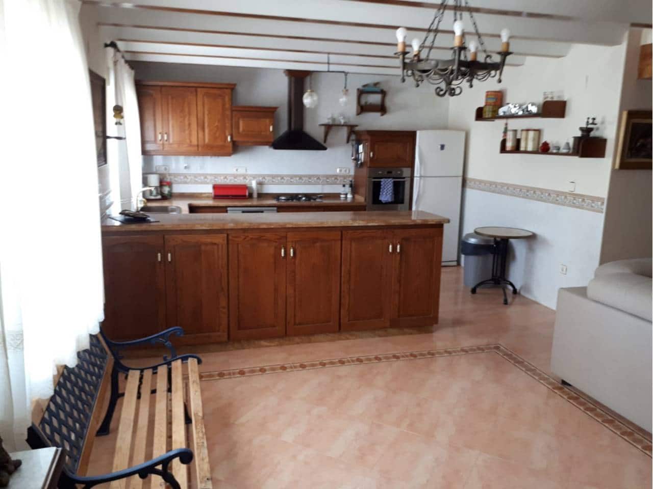 11 bedroom Villa for sale in Las Virtudes with pool garage - € 620,000 (Ref: 7006053)