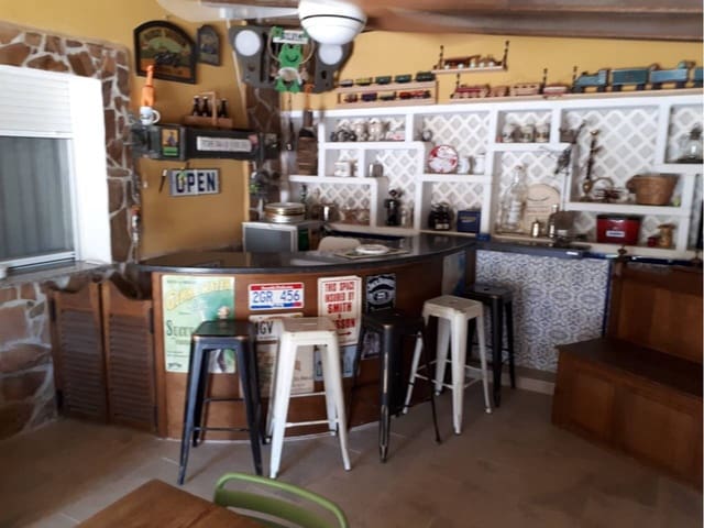 11 bedroom Villa for sale in Las Virtudes, Villena with pool garage - € 620,000 (Ref: 7006053)