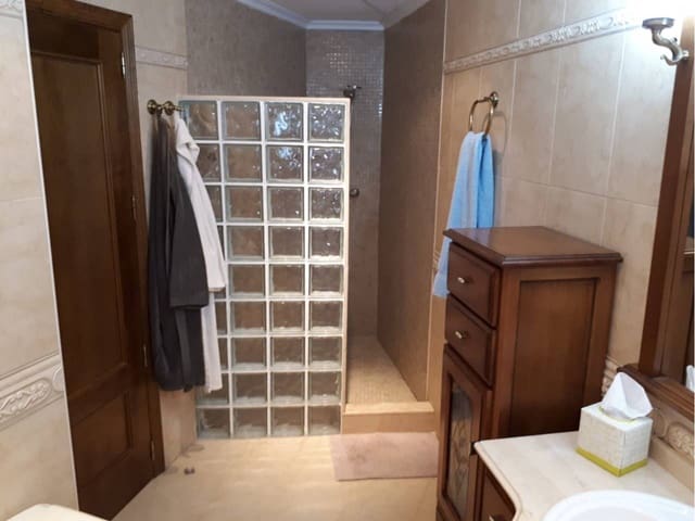 11 bedroom Villa for sale in Las Virtudes, Villena with pool garage - € 620,000 (Ref: 7006053)