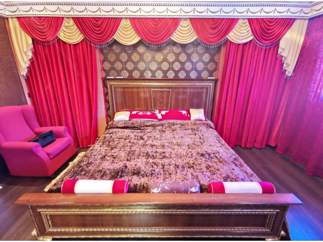 5 bedroom Villa for sale in Altea with pool garage - € 898,000 (Ref: 7070147)