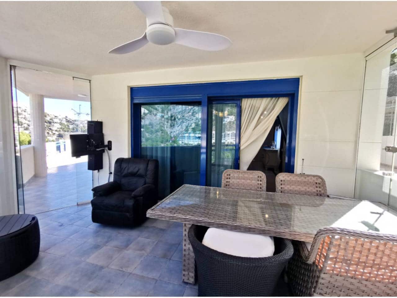 5 bedroom Villa for sale in Altea with pool garage - € 898,000 (Ref: 7070147)