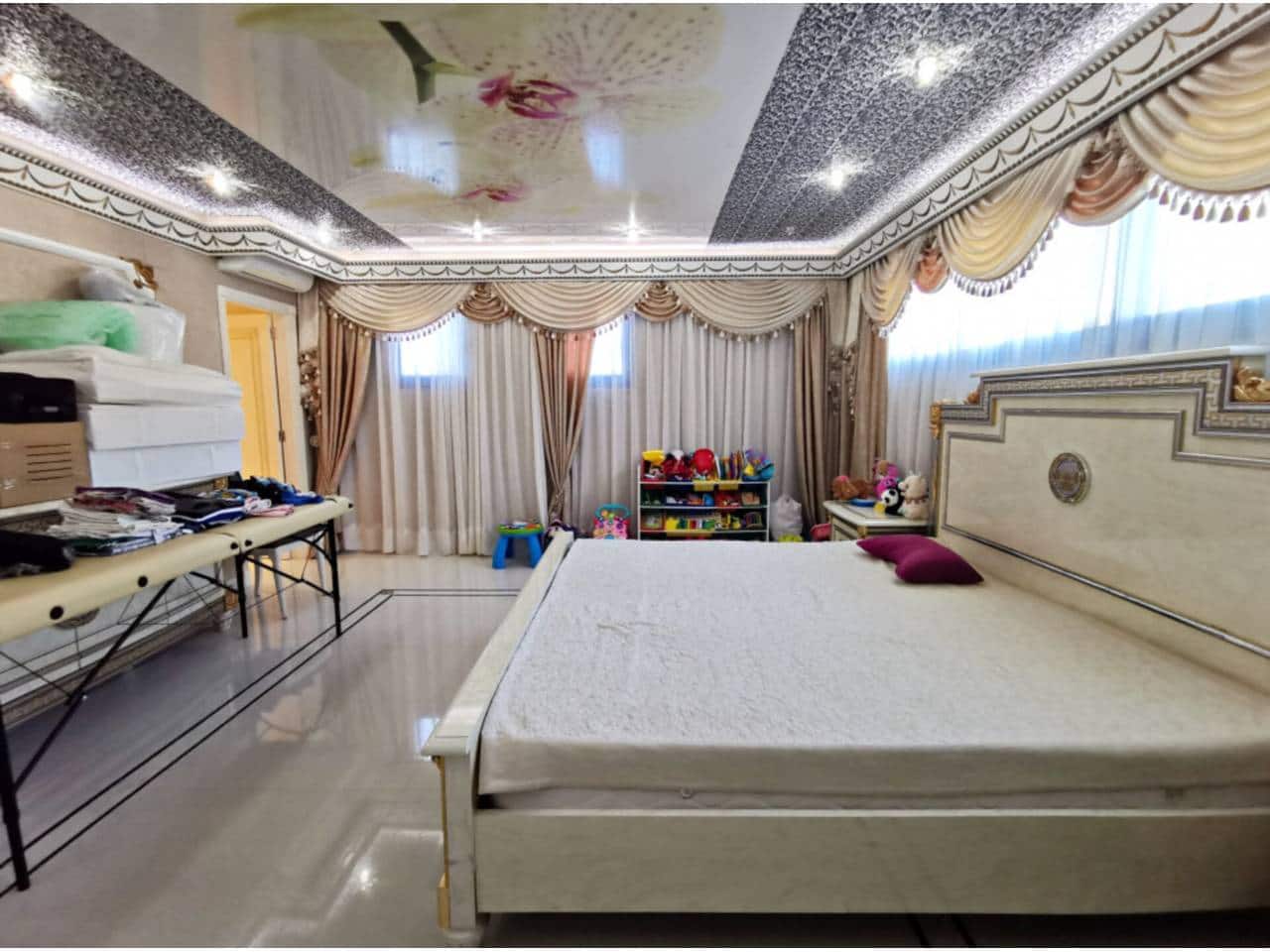 5 bedroom Villa for sale in Altea with pool garage - € 898,000 (Ref: 7070147)