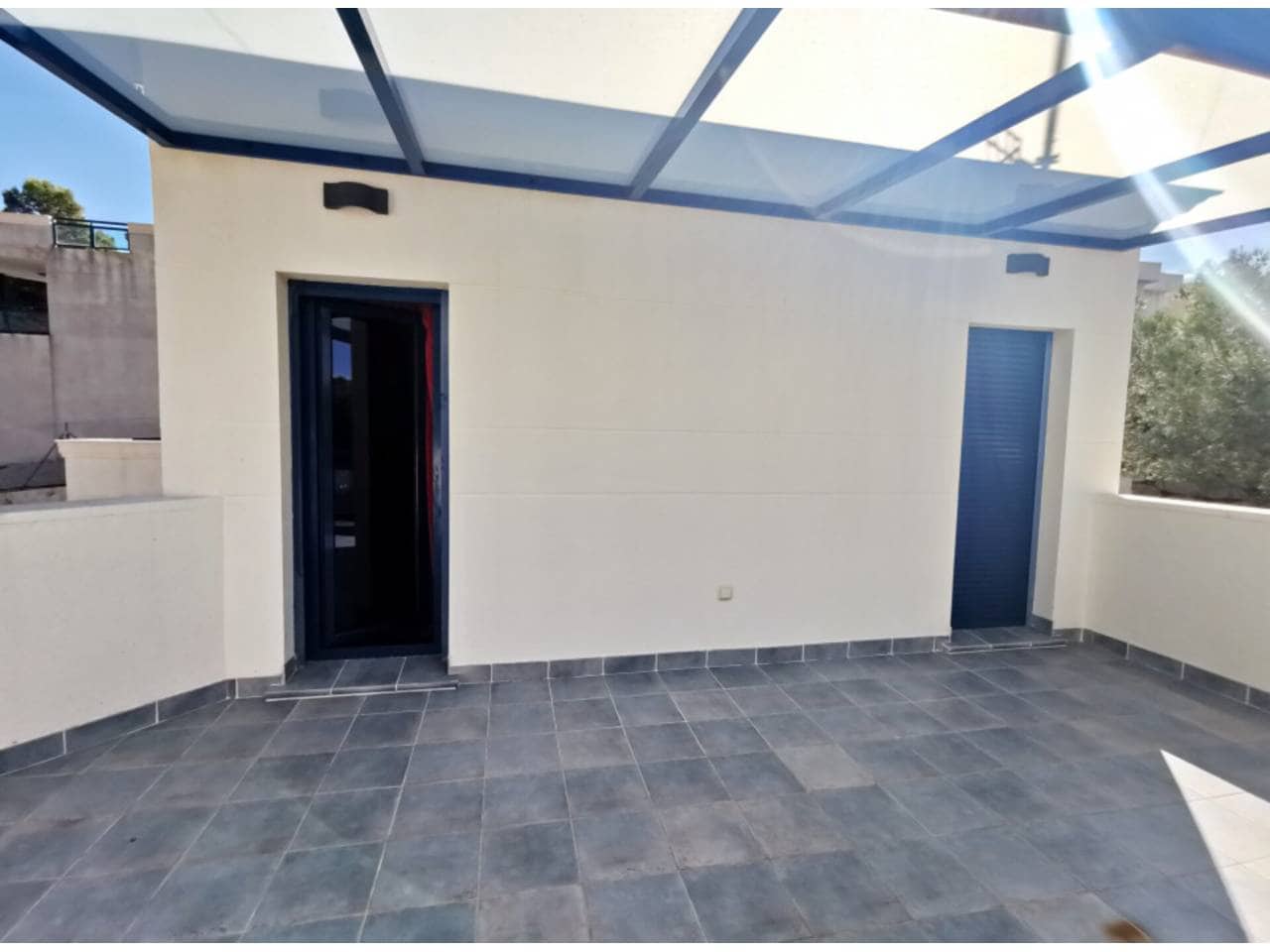 5 bedroom Villa for sale in Altea with pool garage - € 898,000 (Ref: 7070147)