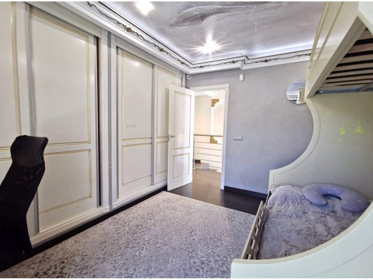 5 bedroom Villa for sale in Altea with pool garage - € 898,000 (Ref: 7070147)