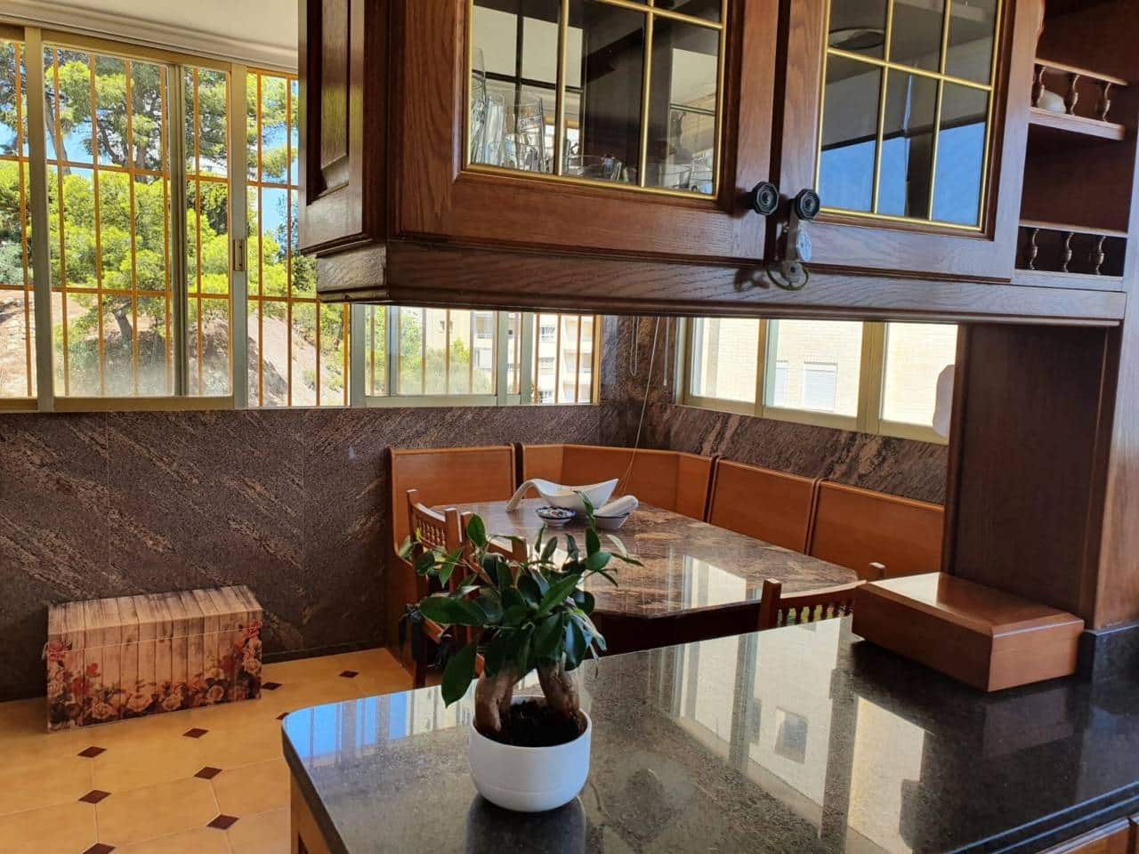 3 soveværelse Penthouse til salg i Benidorm med garage - € 795.000 (Ref: 7212088)