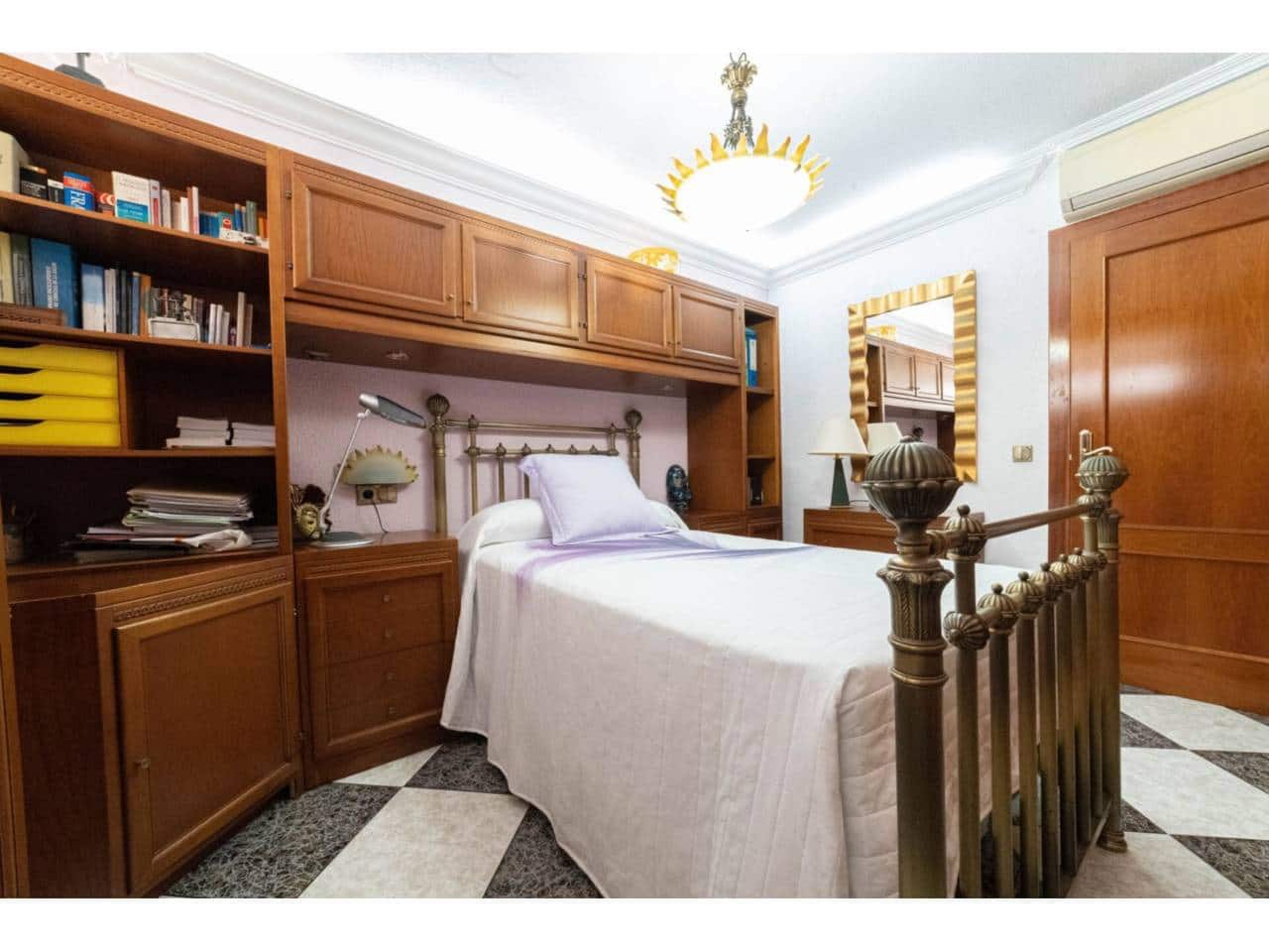 3 soveværelse Penthouse til salg i Benidorm med garage - € 795.000 (Ref: 7212088)