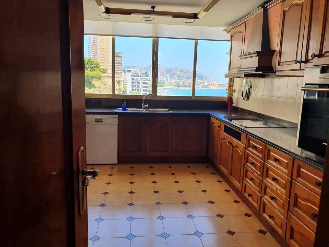 3 soveværelse Penthouse til salg i Benidorm med garage - € 795.000 (Ref: 7212088)