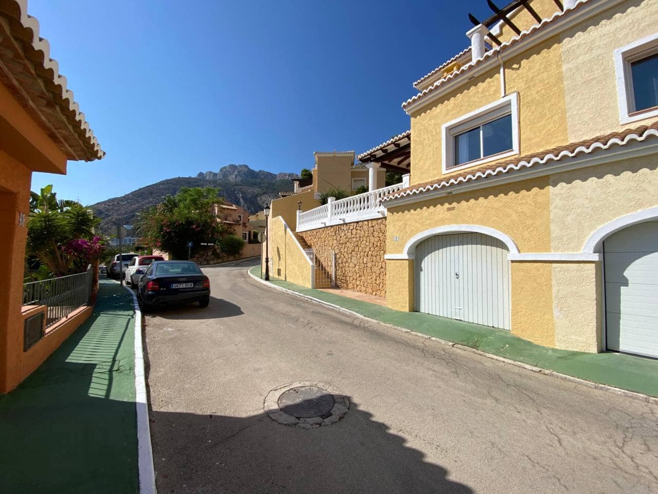 3 quarto Bungalow para arrendar em Altea la Vella com piscina garagem - 2 000 € (Ref: 7627747)
