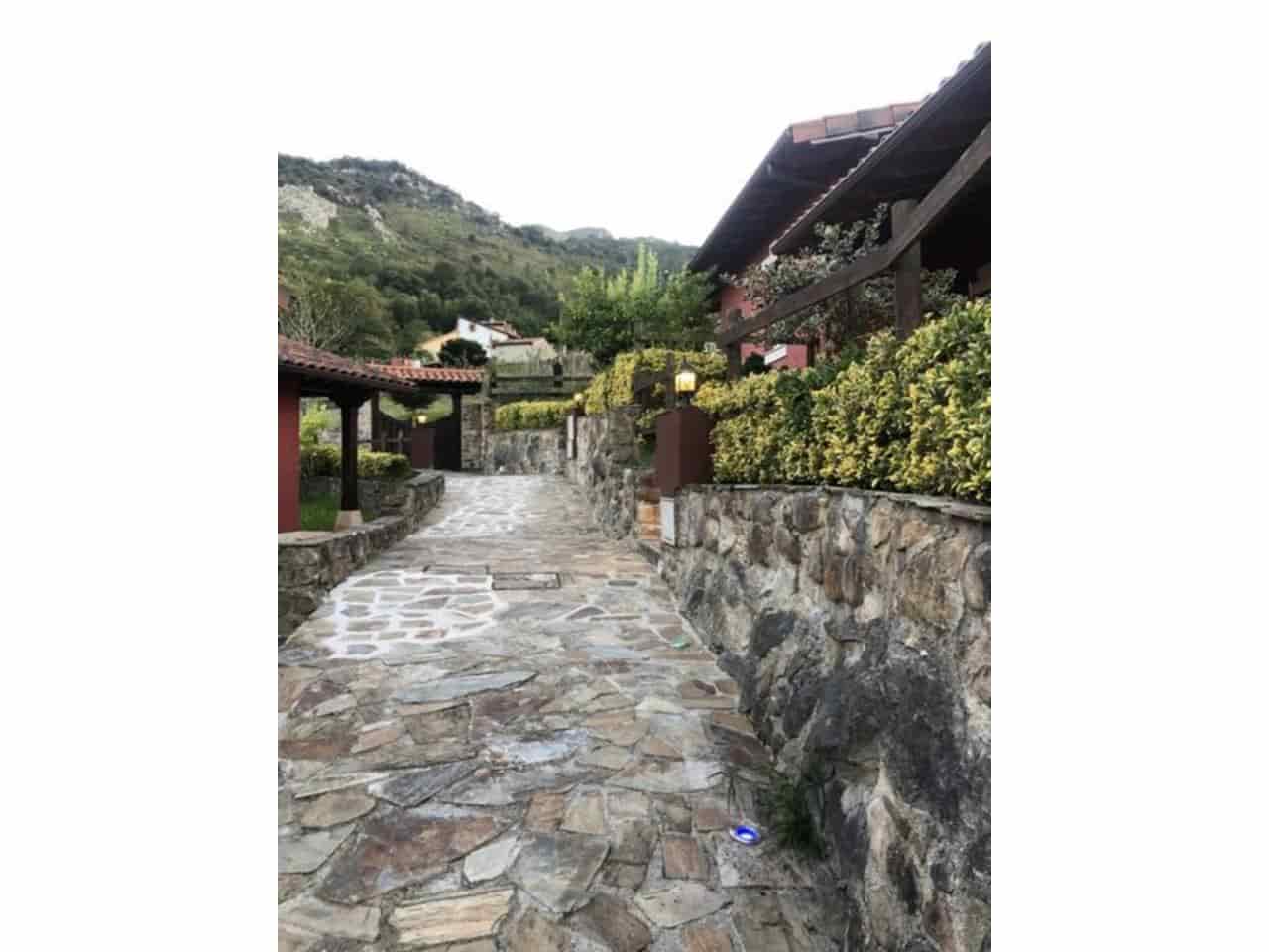 Hotel til salg i Rionansa - € 900.000 (Ref: 7627767)