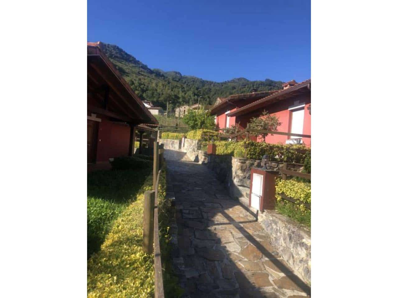 Hotel til salg i Rionansa - € 900.000 (Ref: 7627767)