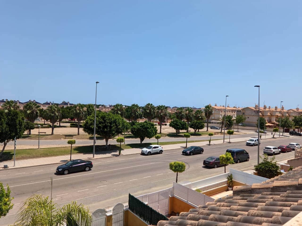 3 quarto Casa em Banda para arrendar em Torre de la Horadada - 1 200 € (Ref: 7672447)