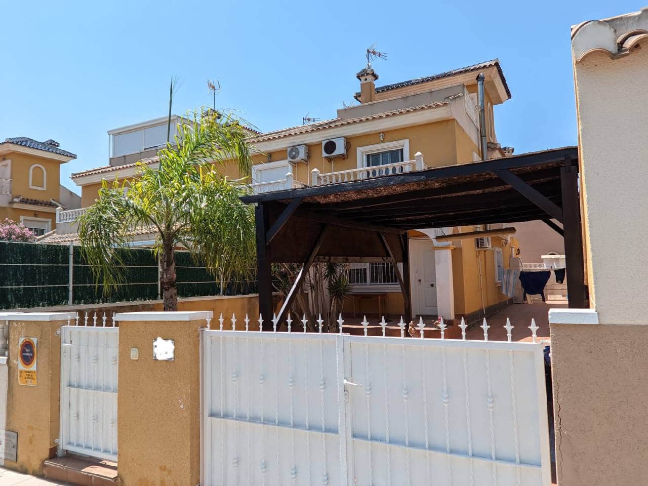 3 quarto Casa em Banda para arrendar em Torre de la Horadada - 1 200 € (Ref: 7672447)