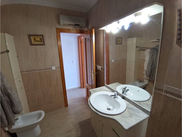 3 quarto Casa em Banda para arrendar em Torre de la Horadada, Pilar de la Horadada - 1 200 € (Ref: 7672447)