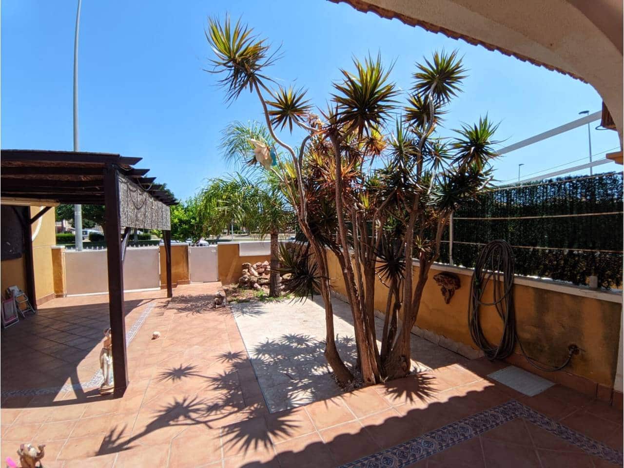 3 quarto Casa em Banda para arrendar em Torre de la Horadada - 1 200 € (Ref: 7672447)