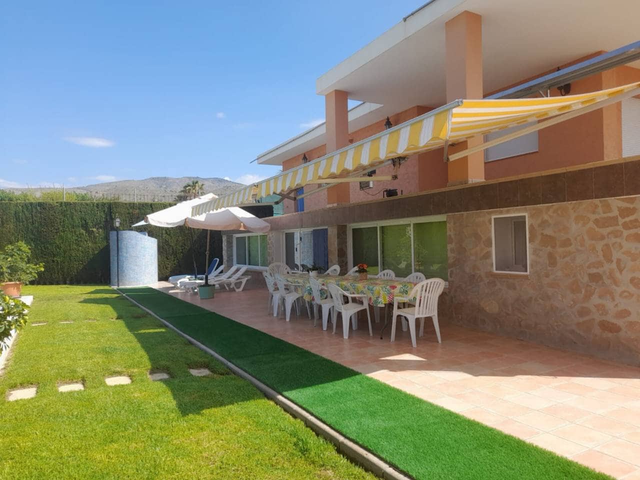 4 soveværelse Villa til salg i La Villajoyosa / Vila Joiosa med swimmingpool garage - € 800.000 (Ref: 7683045)