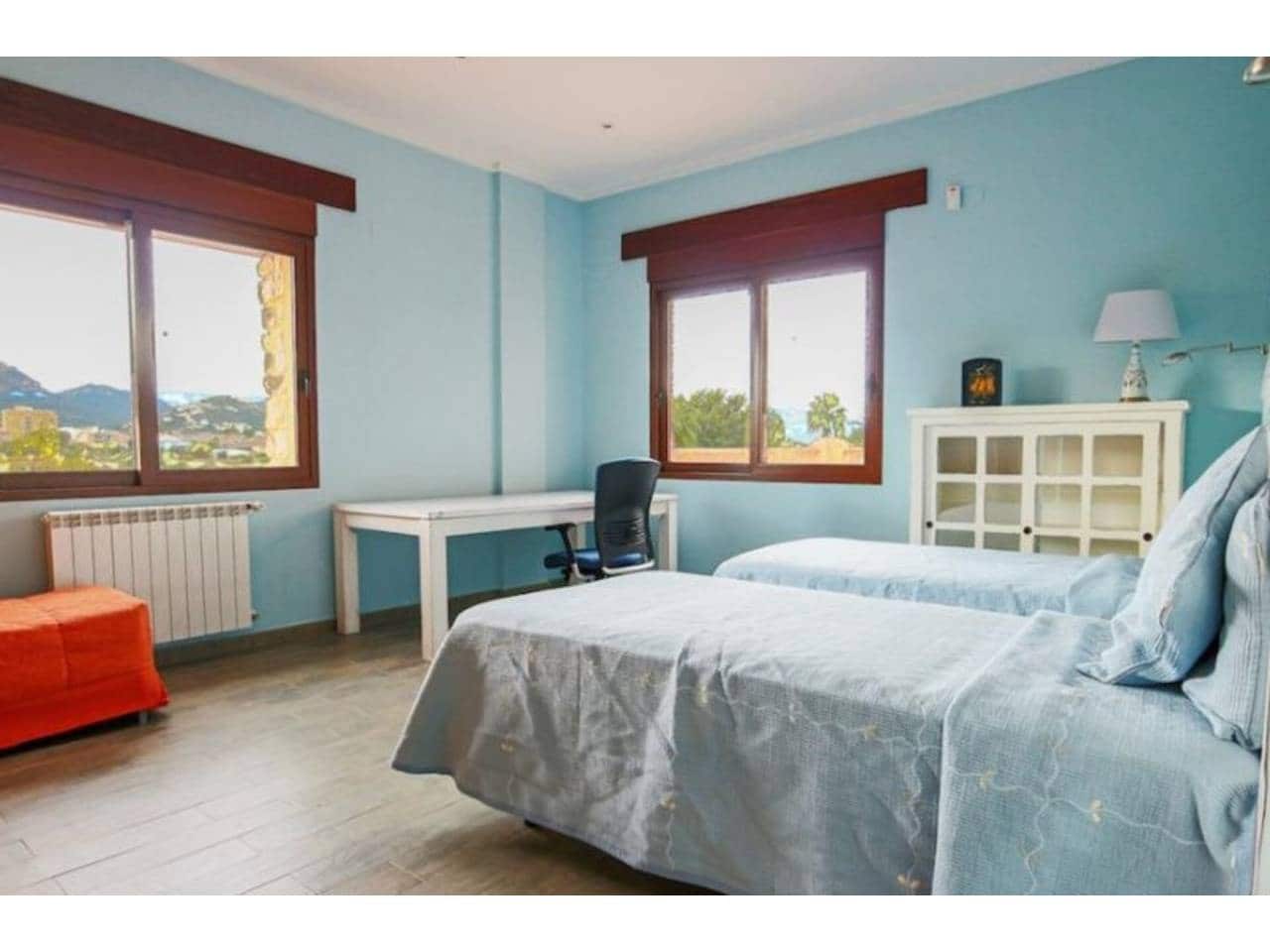 4 soveværelse Villa til salg i Pedreguer med swimmingpool garage - € 1.300.000 (Ref: 7700660)