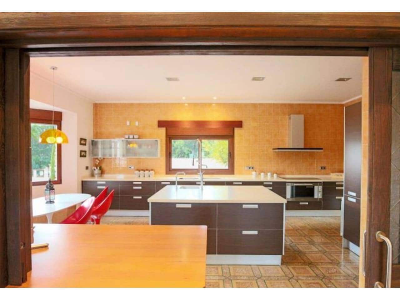 4 soveværelse Villa til salg i Pedreguer med swimmingpool garage - € 1.300.000 (Ref: 7700660)