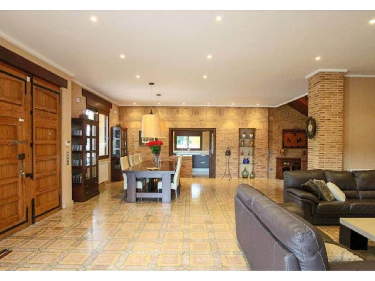 4 soveværelse Villa til salg i Pedreguer med swimmingpool garage - € 1.300.000 (Ref: 7700660)