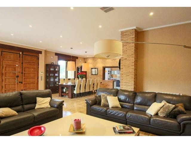 4 soveværelse Villa til salg i Pedreguer med swimmingpool garage - € 1.300.000 (Ref: 7700660)