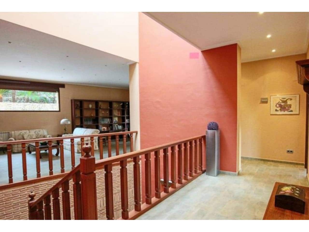 4 soveværelse Villa til salg i Pedreguer med swimmingpool garage - € 1.300.000 (Ref: 7700660)