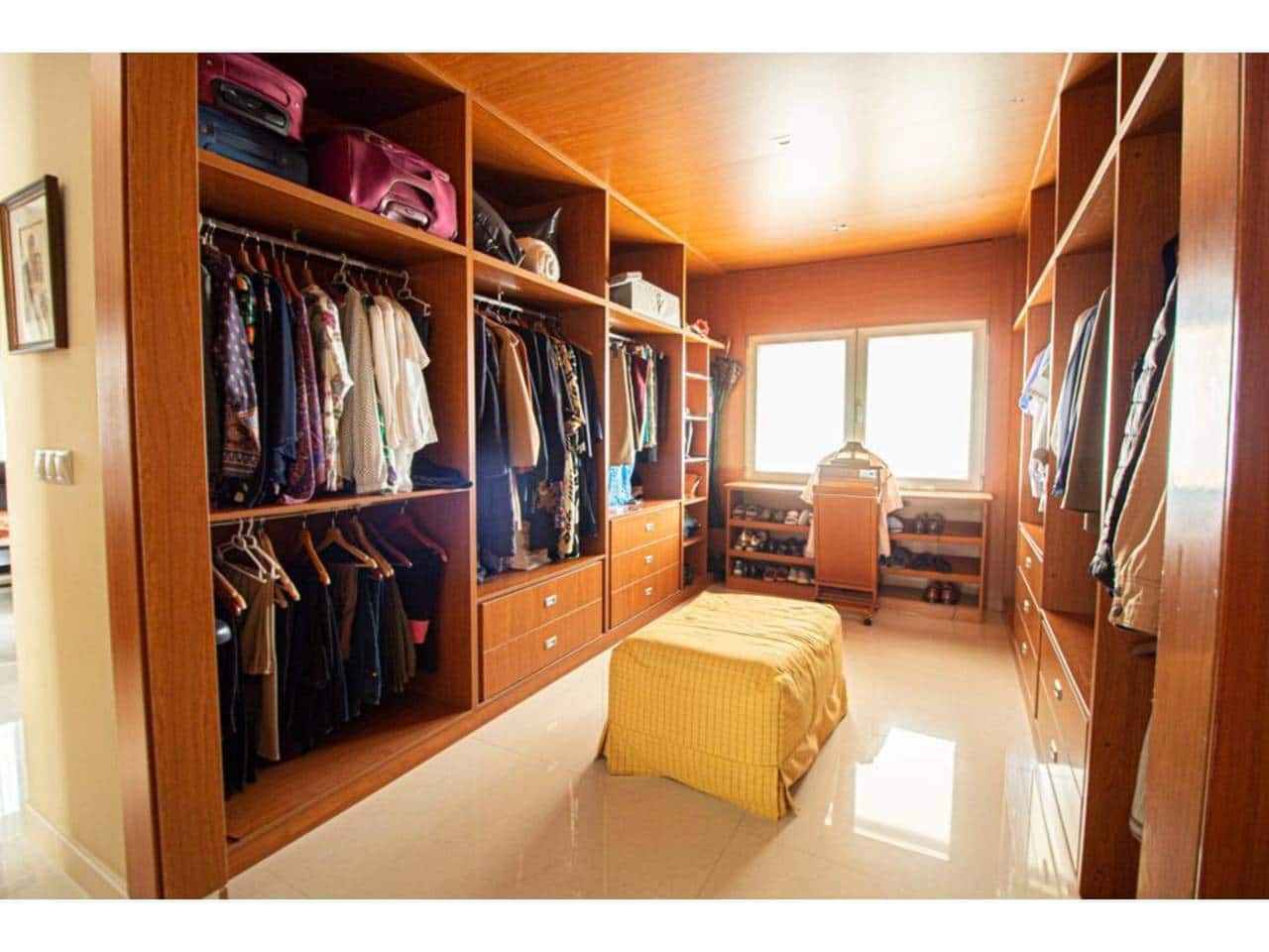 Chalet de 8 habitaciones en Alfaz del Pi / L'Alfàs del Pi en venta con piscina garaje - 1.890.000 € (Ref: 7913634)