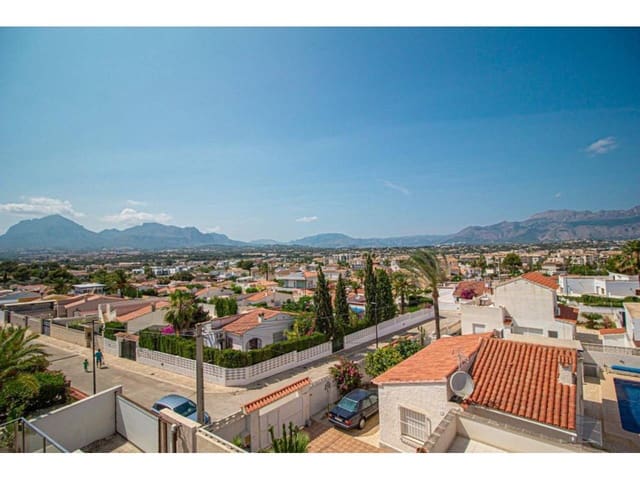 Chalet de 8 habitaciones en Alfaz del Pi / L'Alfàs del Pi en venta con piscina garaje - 1.890.000 € (Ref: 7913634)