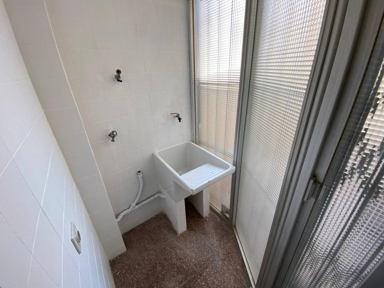 17 slaapkamer Hotel te koop in Alicante stad - € 1.200.000 (Ref: 8738670)