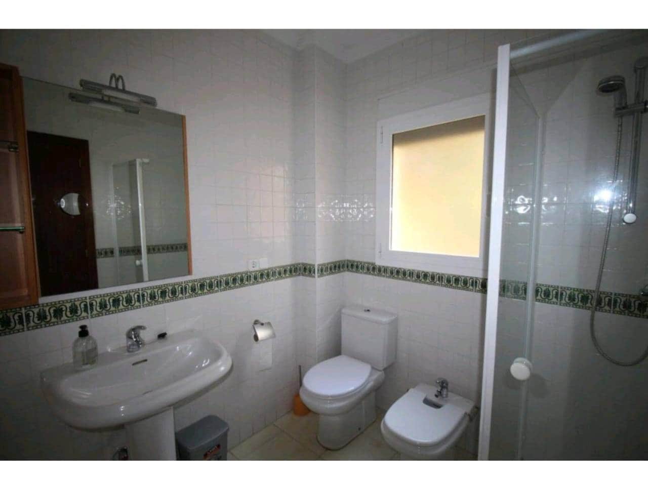 Villa/Maison de 5 chambres à louer à Calpe / Calp avec piscine garage - 3 000 € (Ref: 8738674)