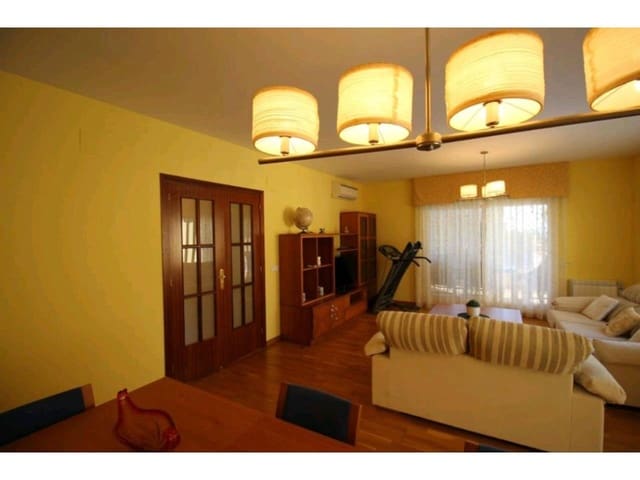 5 bedroom Villa for rent in Calpe / Calp with pool garage - € 3,000 (Ref: 8738674)