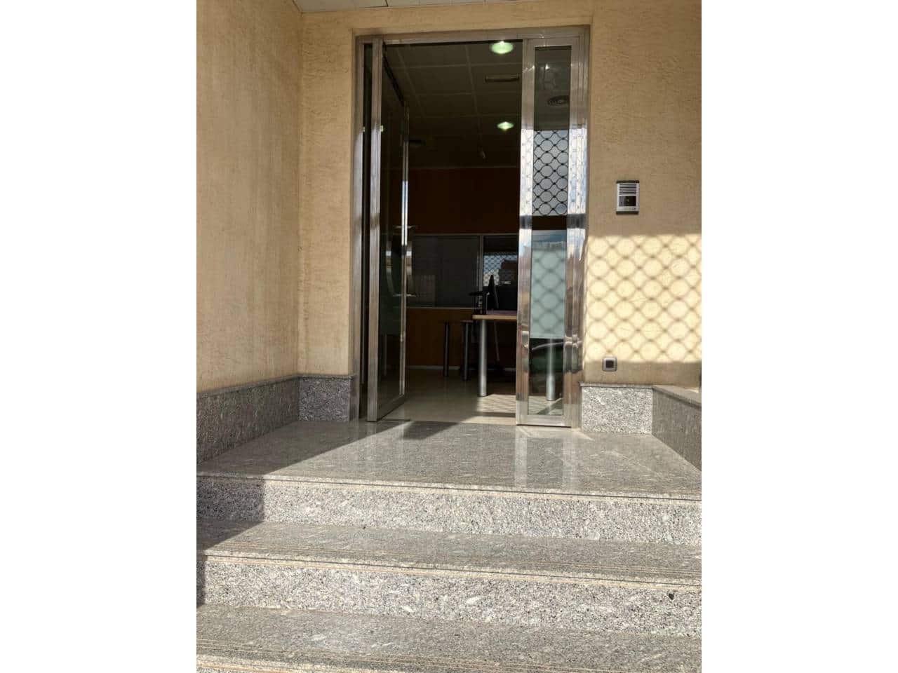 3 camera da letto Commerciale da affittare in Cabezo de Torres - 1.300 € (Rif: 8738675)