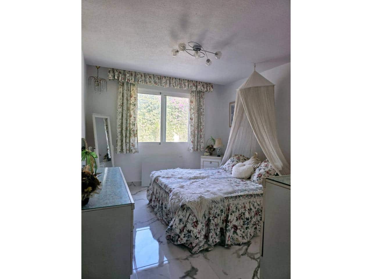 5 bedroom Villa for sale in Alfaz del Pi / L'Alfas del Pi with pool garage - € 675,000 (Ref: 8738677)