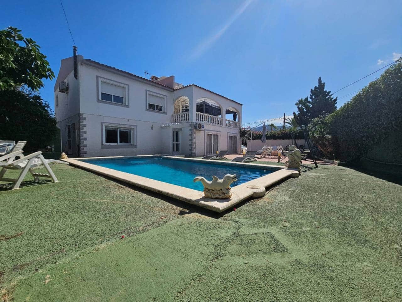 5 bedroom Villa for sale in Alfaz del Pi / L'Alfas del Pi with pool garage - € 675,000 (Ref: 8738677)
