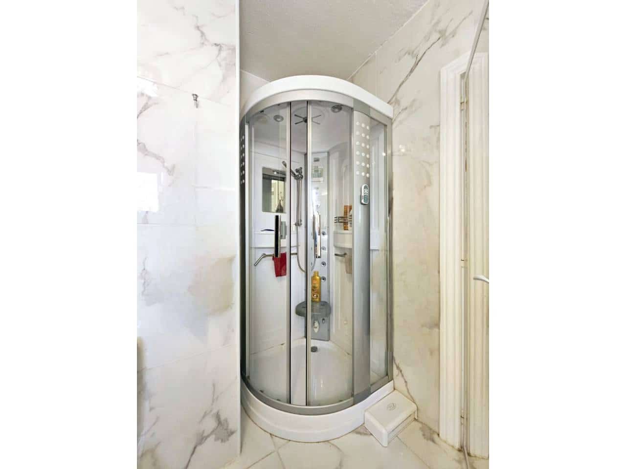 5 bedroom Villa for sale in Alfaz del Pi / L'Alfas del Pi with pool garage - € 675,000 (Ref: 8738677)