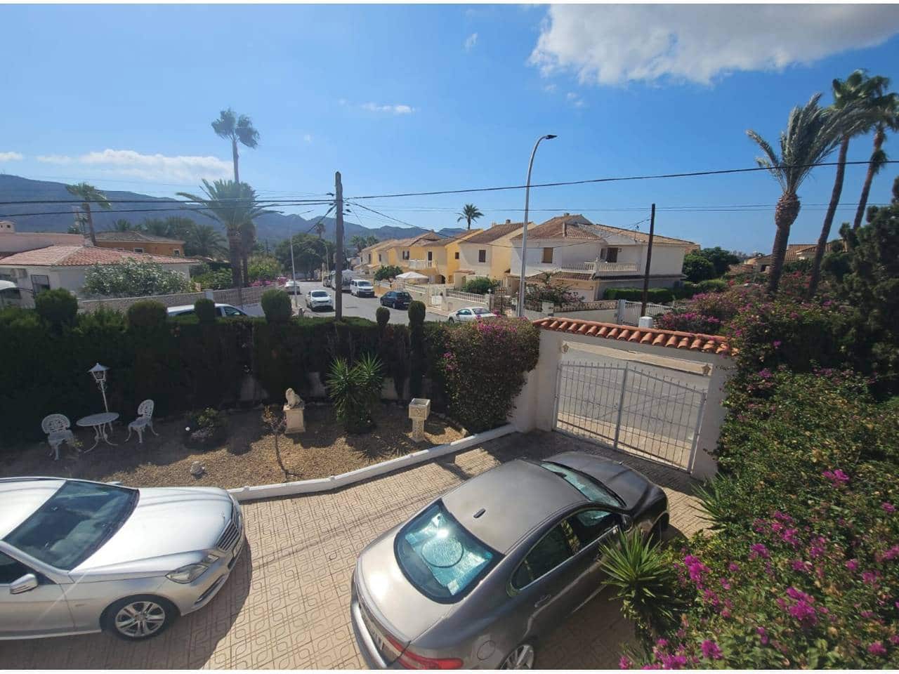 5 bedroom Villa for sale in Alfaz del Pi / L'Alfas del Pi with pool garage - € 675,000 (Ref: 8738677)