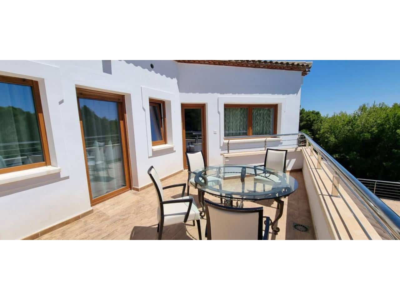 14 bedroom Villa for sale in Altea with pool garage - € 1,955,000 (Ref: 8738680)