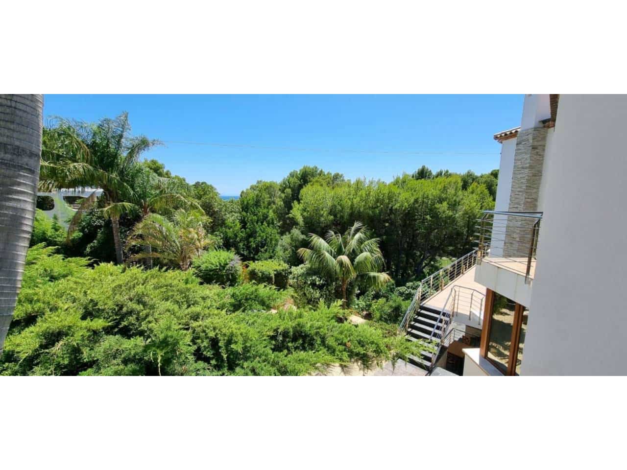 14 bedroom Villa for sale in Altea with pool garage - € 1,955,000 (Ref: 8738680)