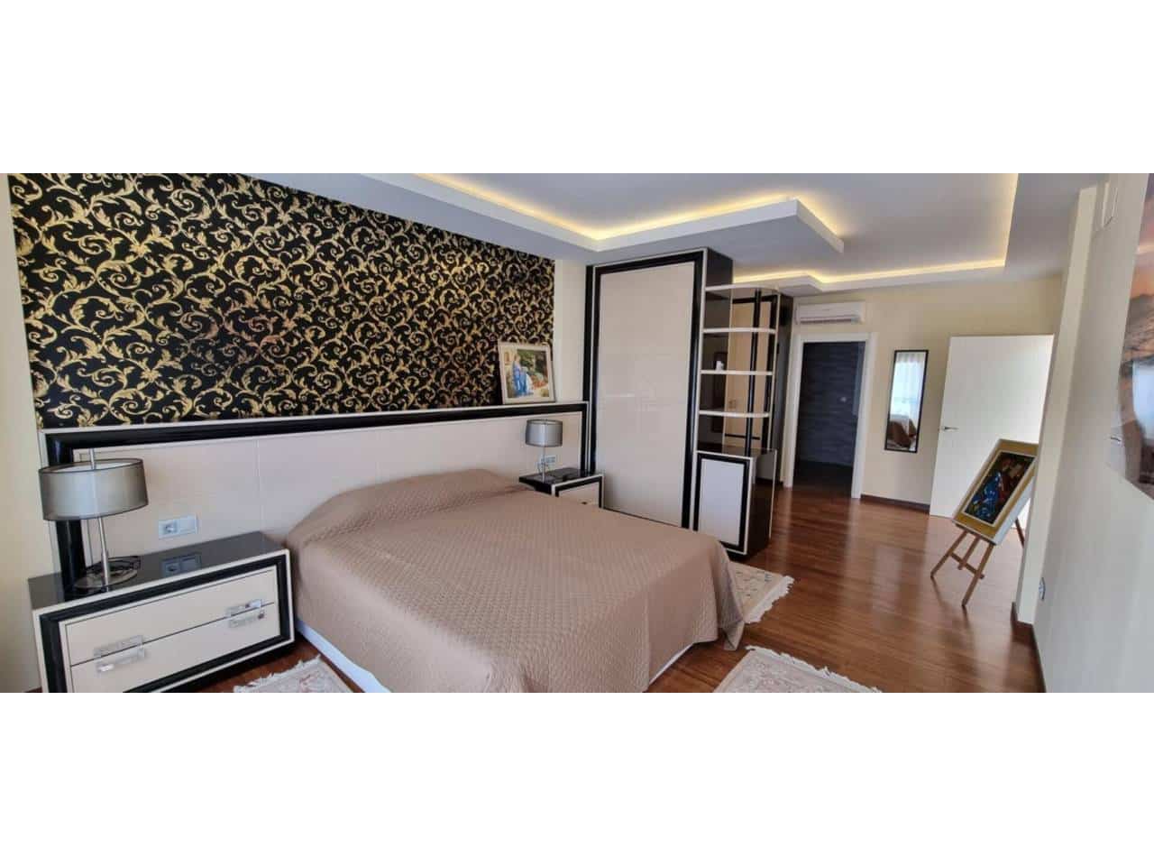 14 bedroom Villa for sale in Altea with pool garage - € 1,955,000 (Ref: 8738680)