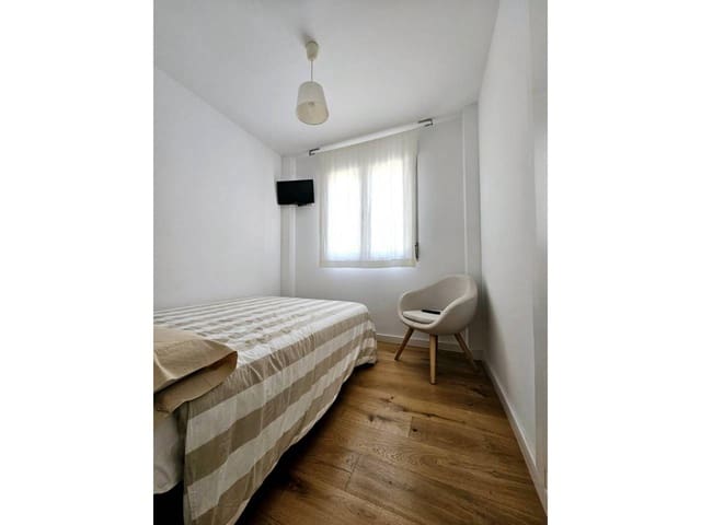 Villa/Maison de 5 chambres à louer à Cabo de las Huertas, Alicante ville avec piscine garage - 4 500 € (Ref: 8743088)