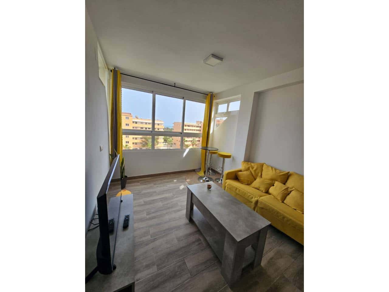 2 bedroom Flat for sale in Guardamar del Segura - € 121,000 (Ref: 8748458)