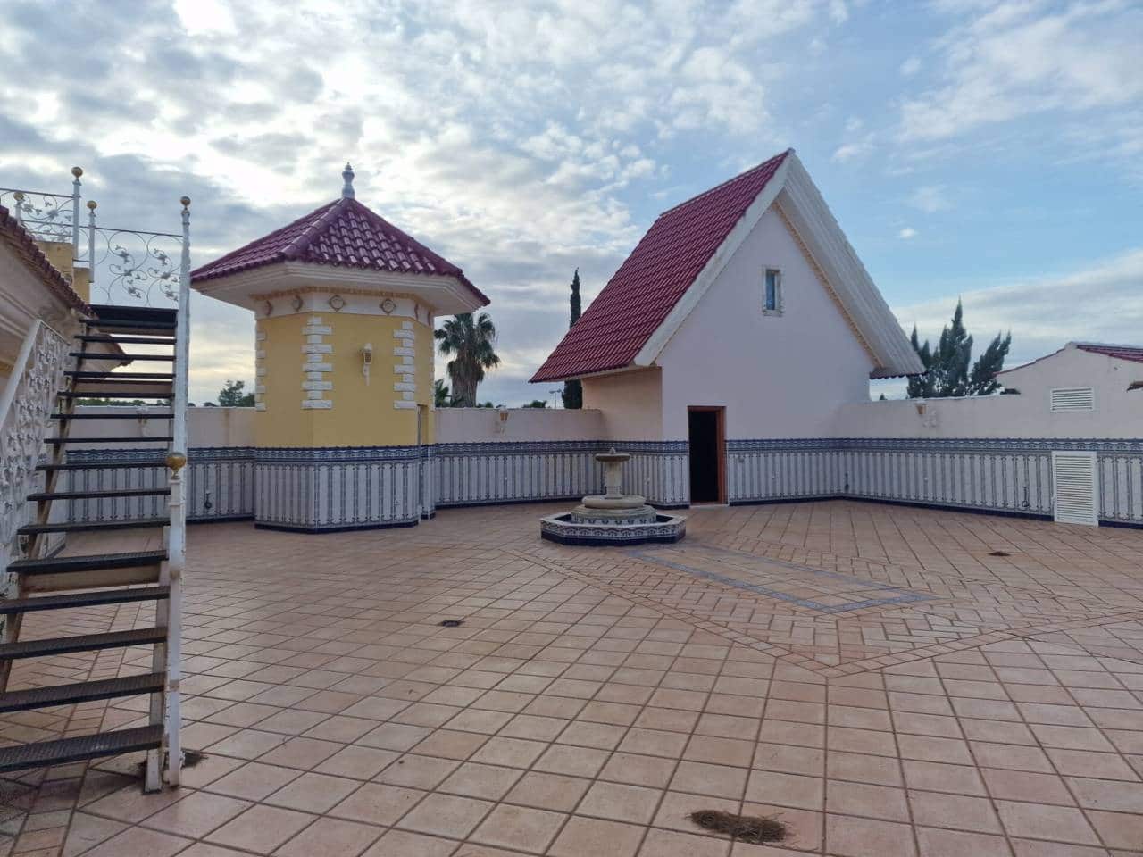 6 soverom Villa til salgs i Molina de Segura med svømmebasseng garasje - € 1 100 000 (Ref: 8771188)