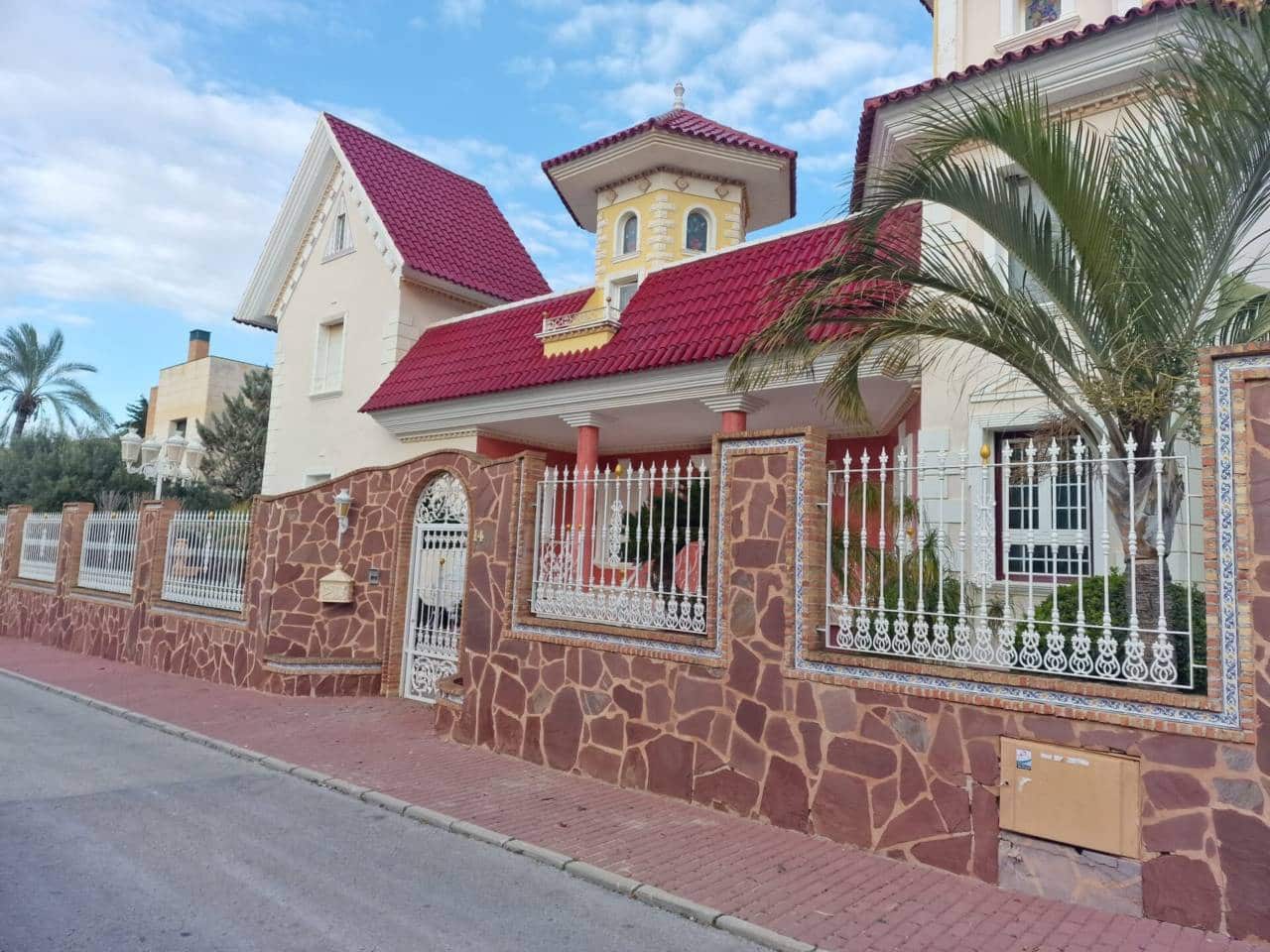 6 soverom Villa til salgs i Molina de Segura med svømmebasseng garasje - € 1 100 000 (Ref: 8771188)