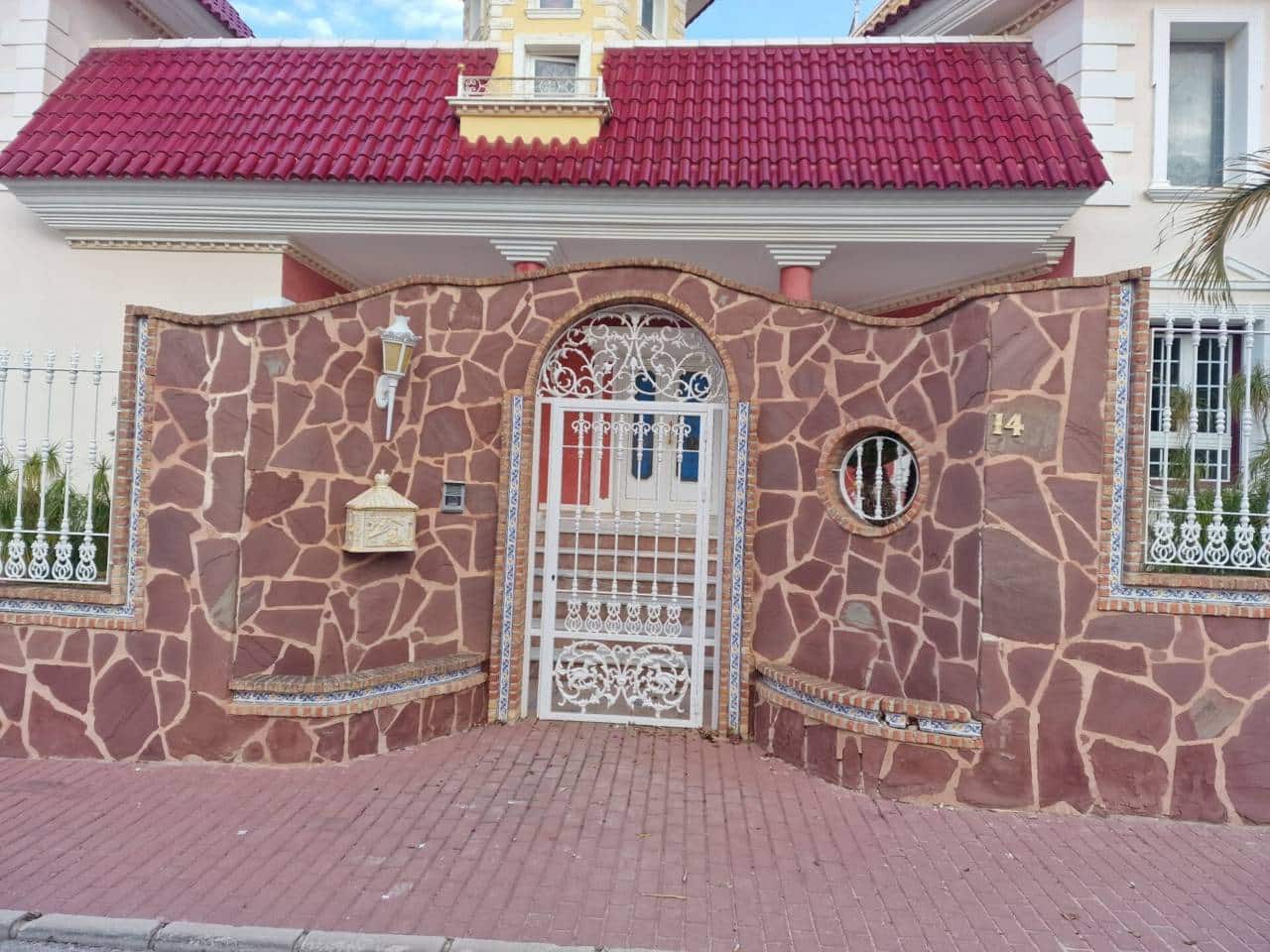 6 soverom Villa til salgs i Molina de Segura med svømmebasseng garasje - € 1 100 000 (Ref: 8771188)