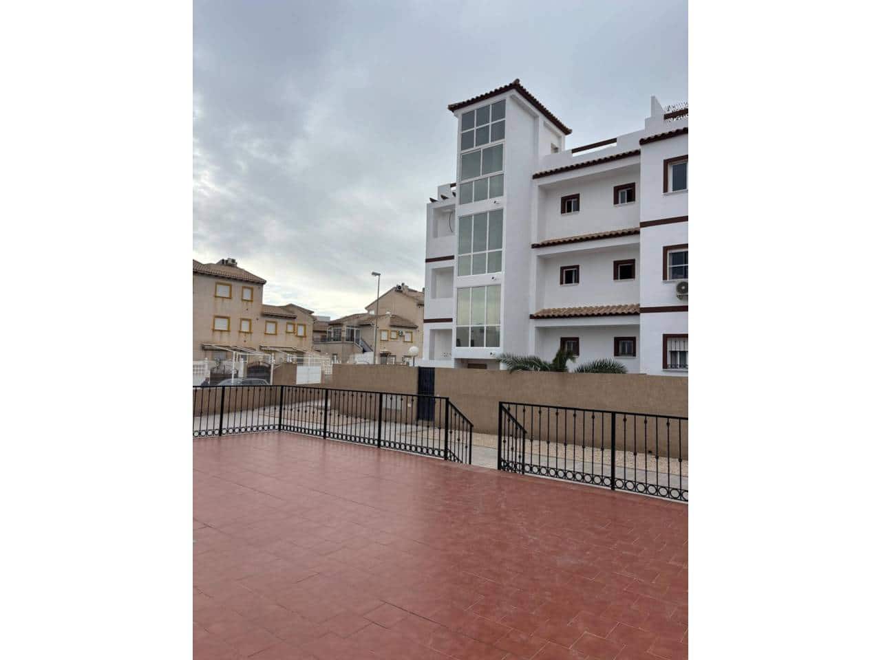 2 bedroom Flat for sale in Orihuela with pool garage - € 195,000 (Ref: 8791647)