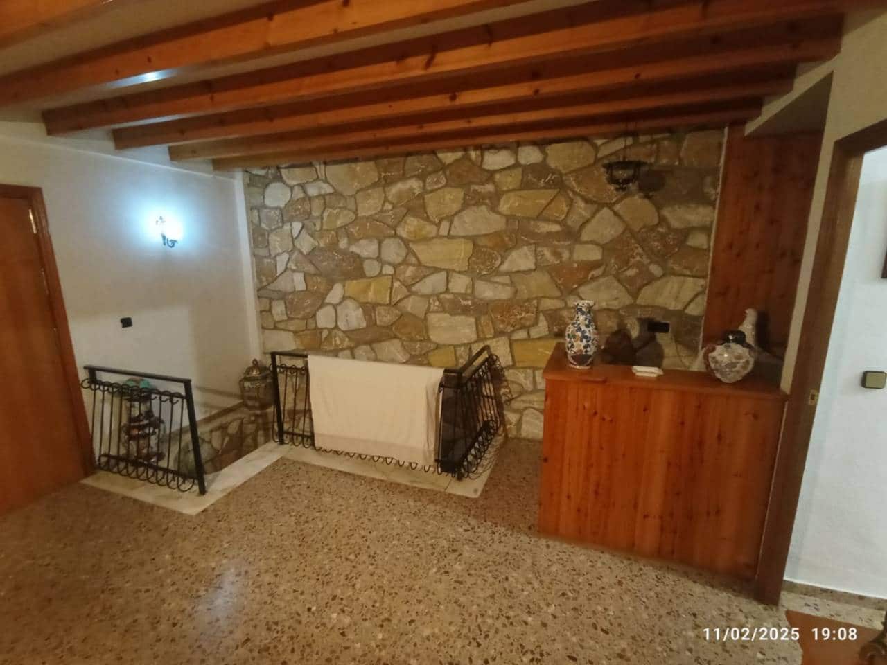 5 soveværelse Villa til salg i Perleta med swimmingpool - € 550.000 (Ref: 8803174)