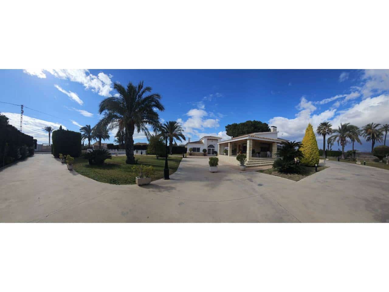 5 soveværelse Villa til salg i Perleta med swimmingpool - € 550.000 (Ref: 8803174)