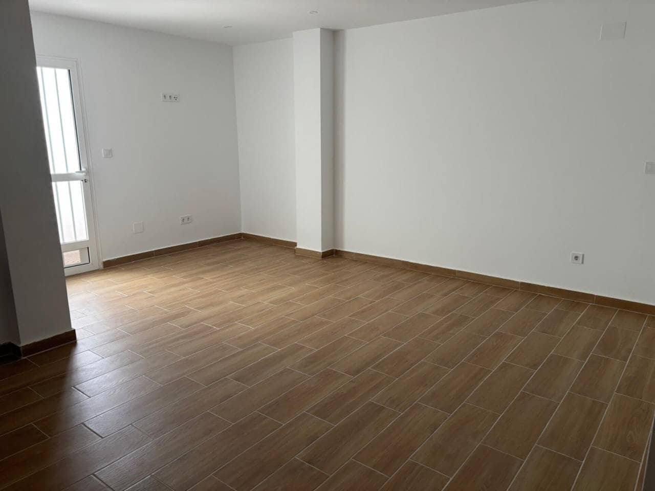 2 soveværelse Lejlighed til leje i Orihuela med swimmingpool garage - € 1.200 (Ref: 8803177)