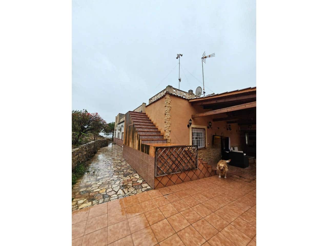 4 sypialnia Willa na sprzedaż w La Alcoraya z basenem garażem - 725 000 € (Ref: 8875321)