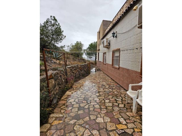 4 sovrum Villa till salu i La Alcoraya, Alicante stad med pool garage - 725 000 € (Ref: 8875321)